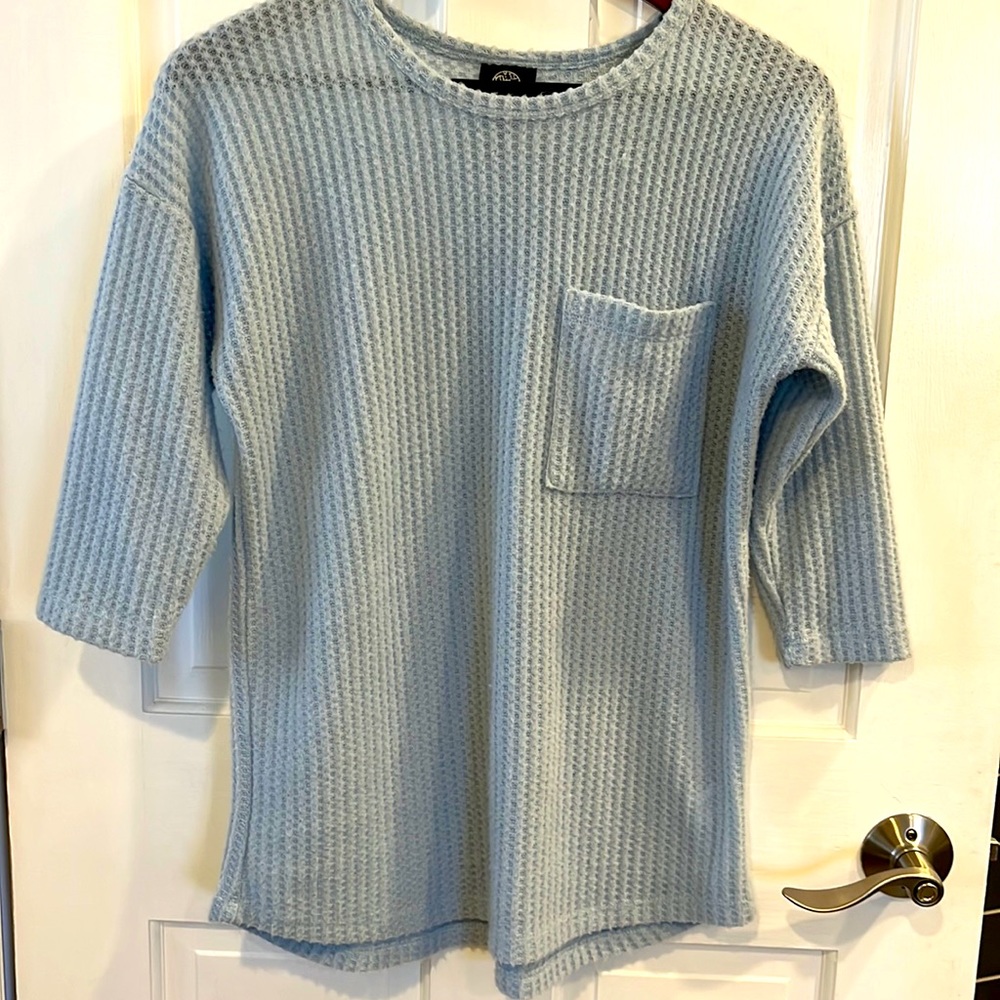 Bobeau light blue ultra soft 3/4 sleeve sweater